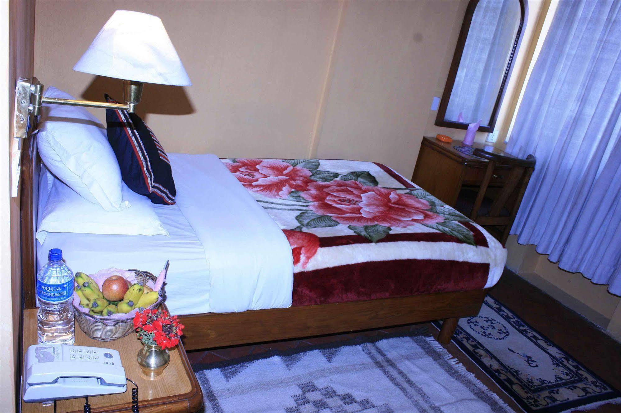 Heritage Home Hotel And Guest House Kathmandu Esterno foto