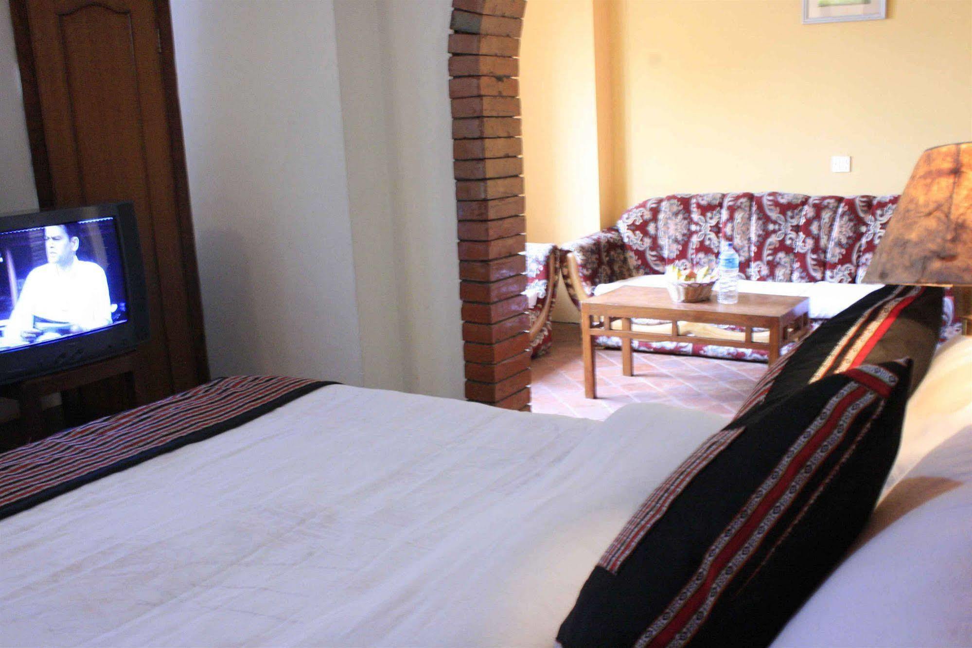 Heritage Home Hotel And Guest House Kathmandu Esterno foto